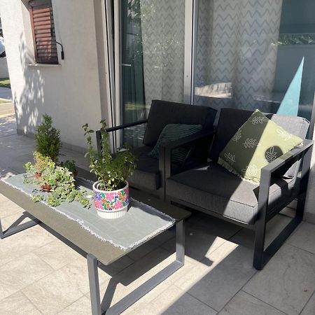 Small House Nea In City Center-With Free Parking Pola Esterno foto