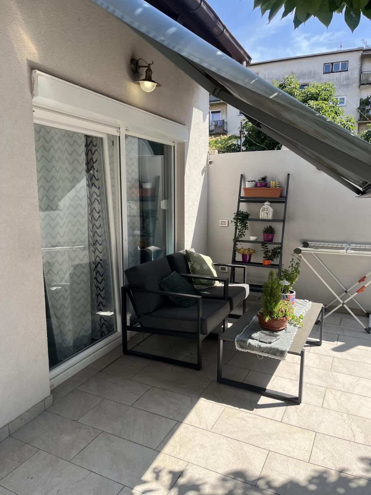 Small House Nea In City Center-With Free Parking Pola Esterno foto